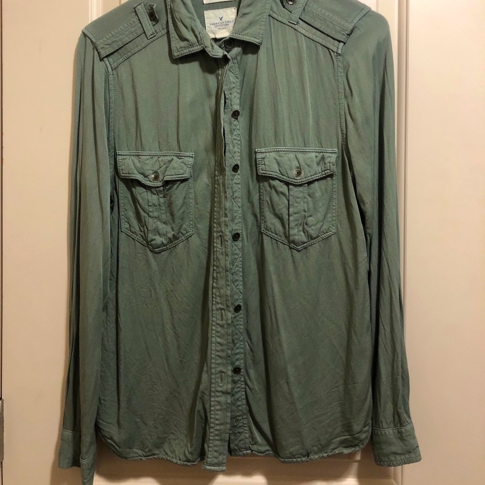 American Eagle Outfitters Button Up